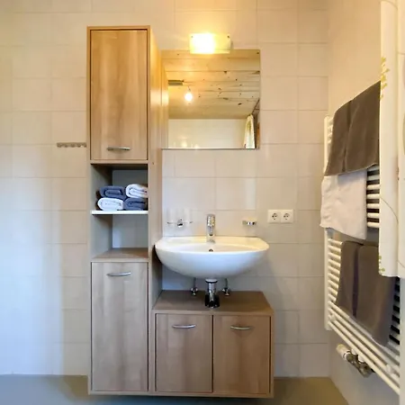 Haus Helga Apartman *